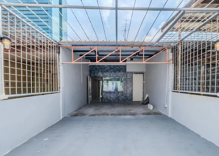 Apartamento House - 5 Bedrooms Only 6mins Walk To Mrt Rama 9 *